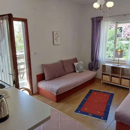Апартаменты With Parking Space - 22633 *