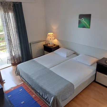 Апартаменты With Parking Space - 22633 Макарска